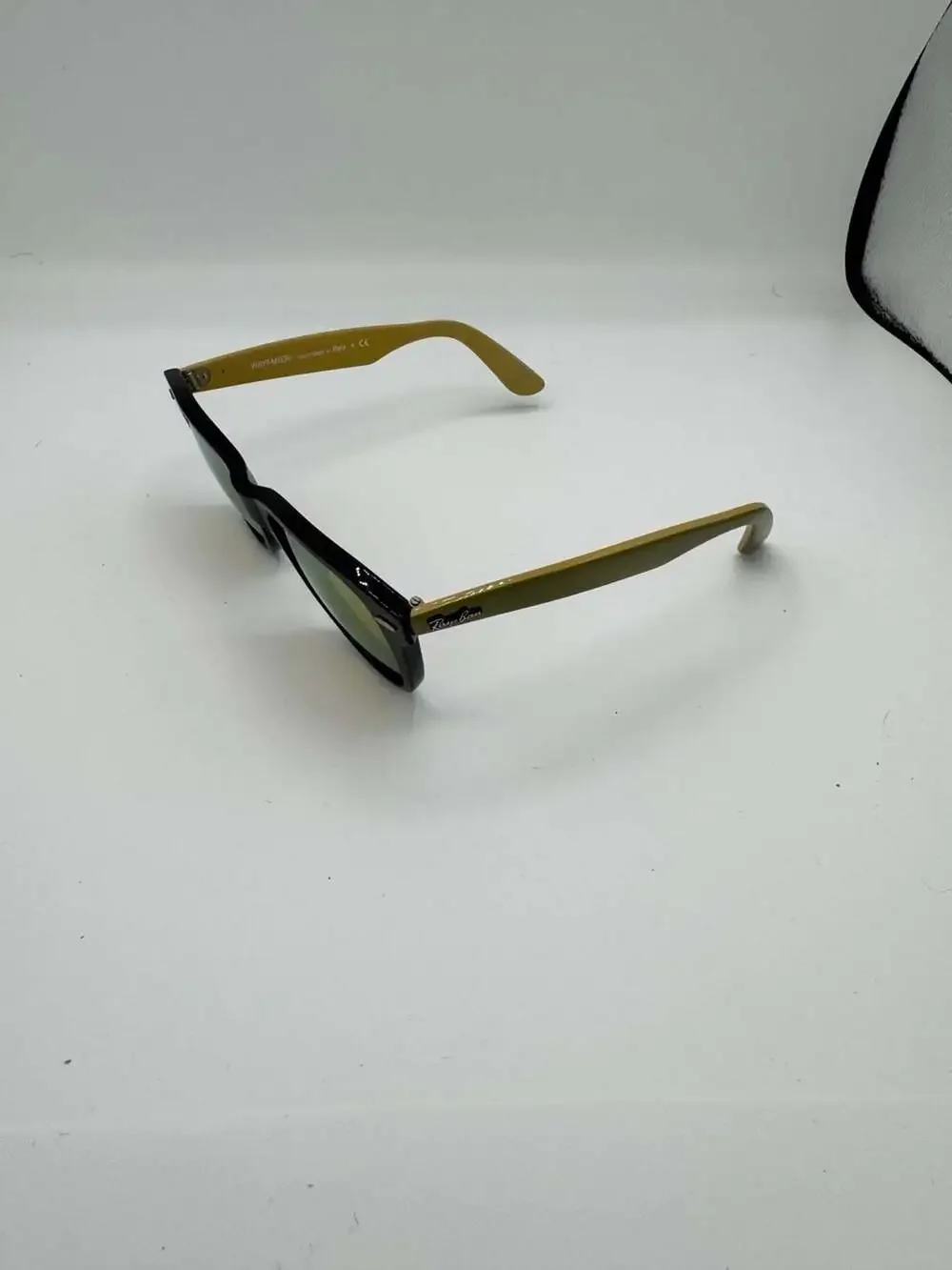 Ray-Ban  Wayfarer Classic Sunglasses in  Black &Yellow Classic (52-22) - RB2140F